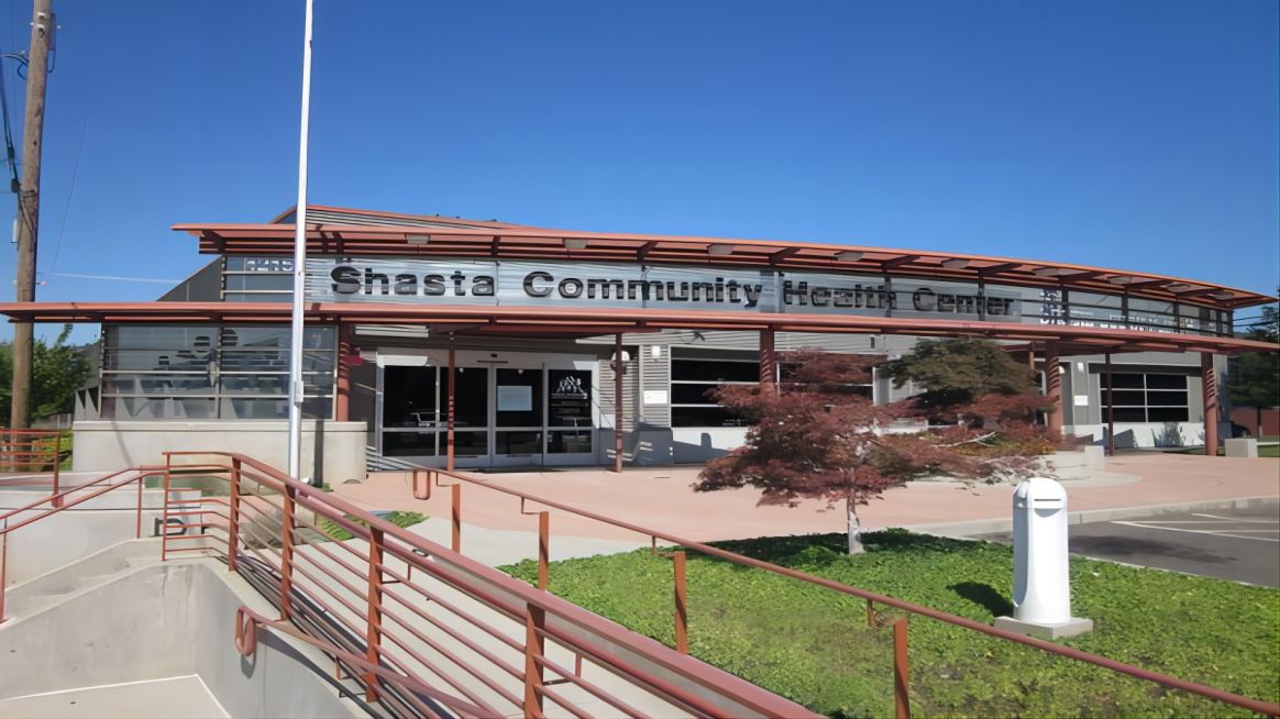 Shasta Community Health Dental Center: Shasta Lake