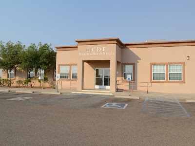 La Clinica de Familia - East Mesa Dental