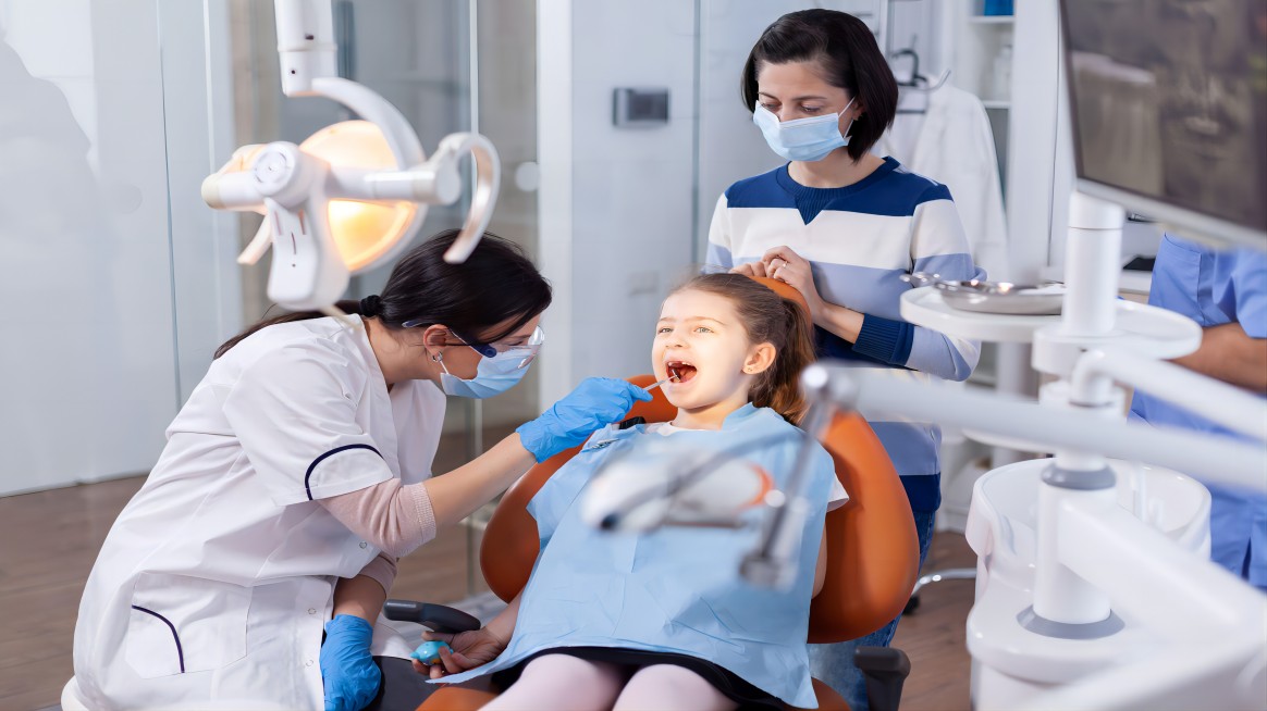 Rego Park Dental