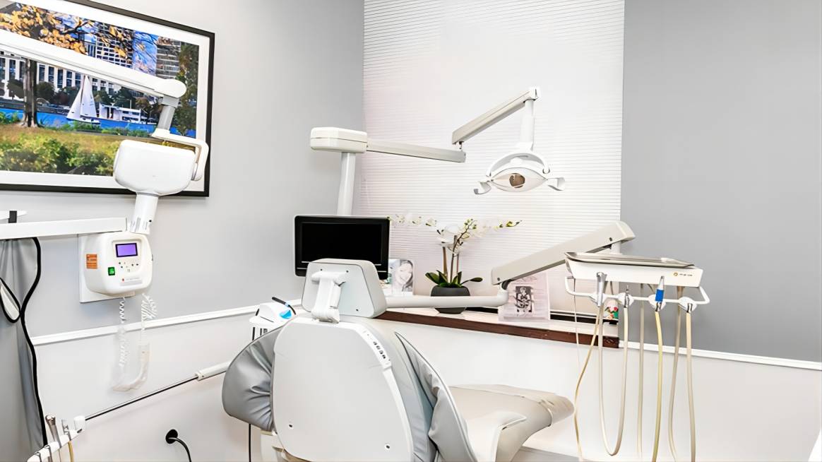 Grand Oaks Dental Care:17th St