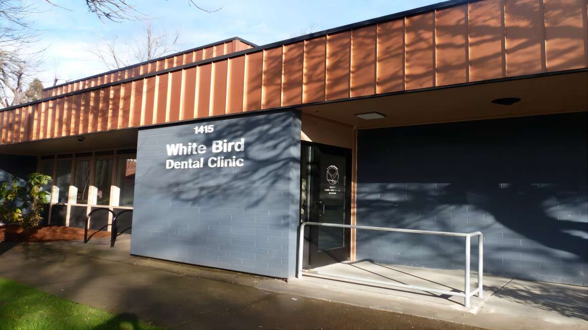 White Bird Dental Clinic