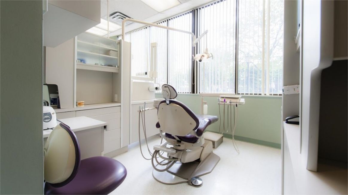 University Square Dental Associates