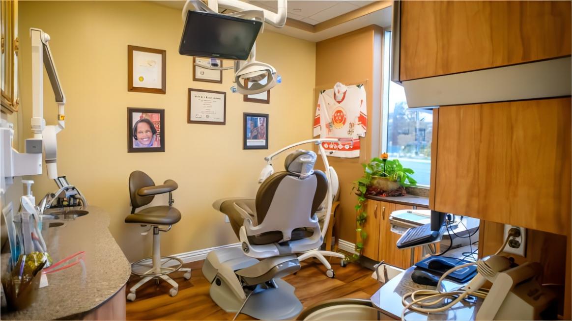 Dentistry At Its Finest / Dental care: Costa Mesa