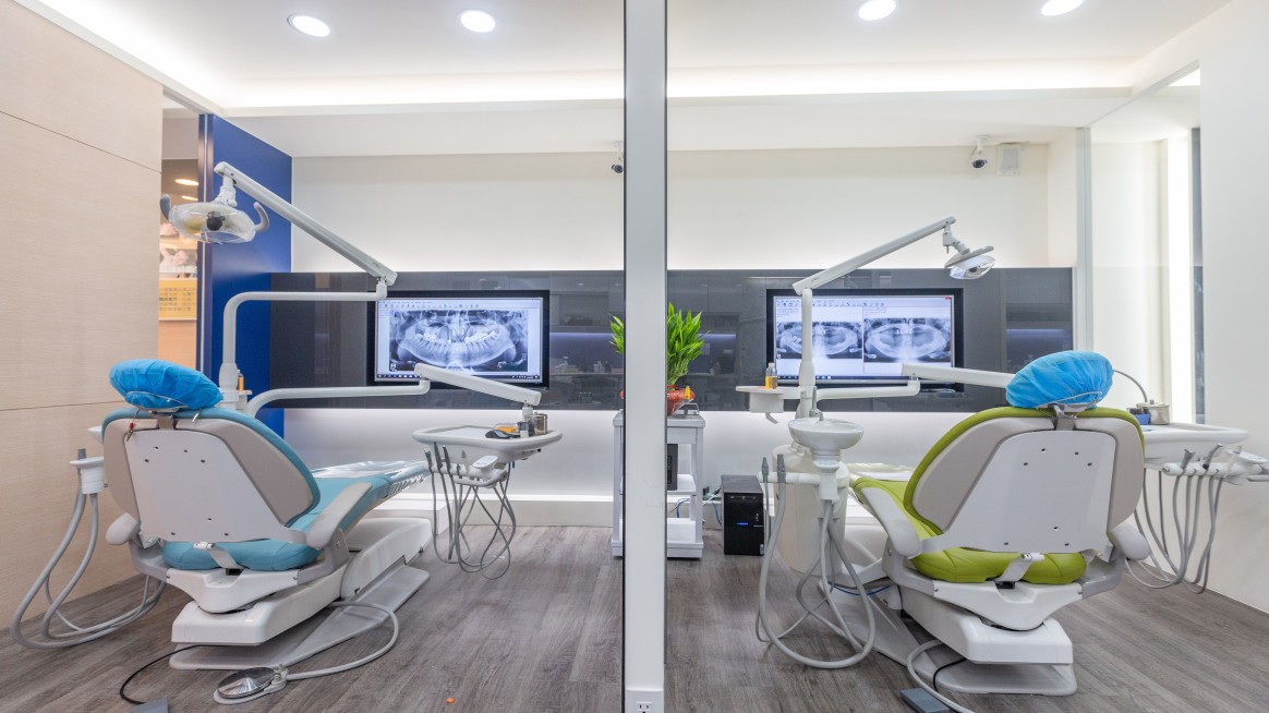 UniSmile Dental