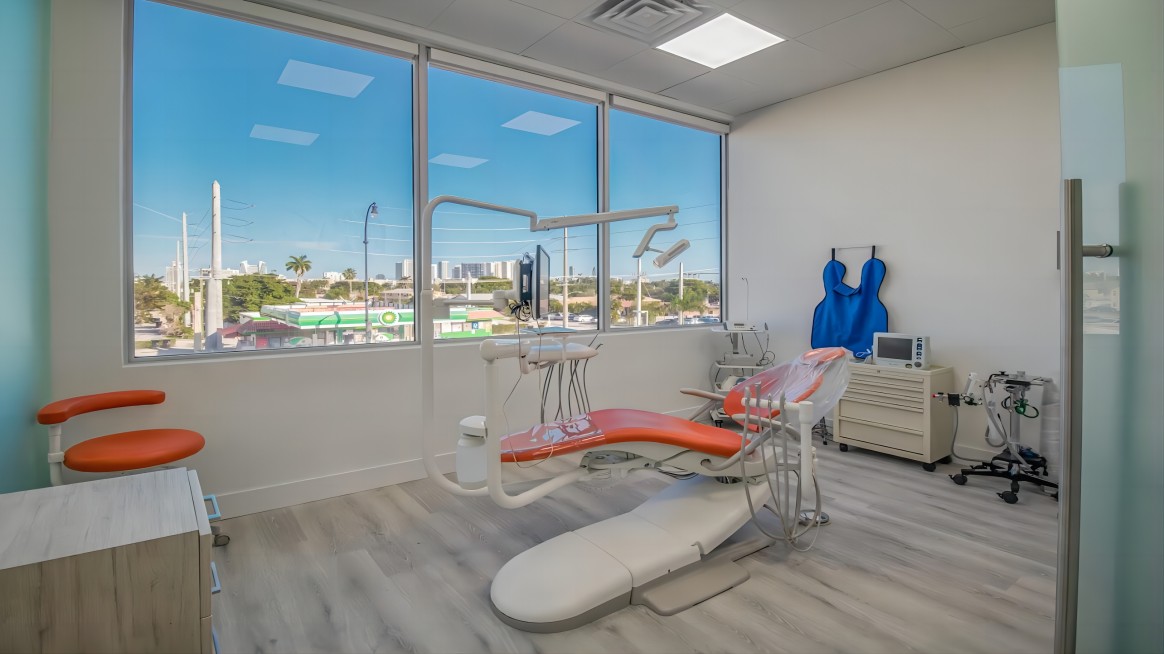 Dental Clinic Village of Dentistry Hallandale Beach