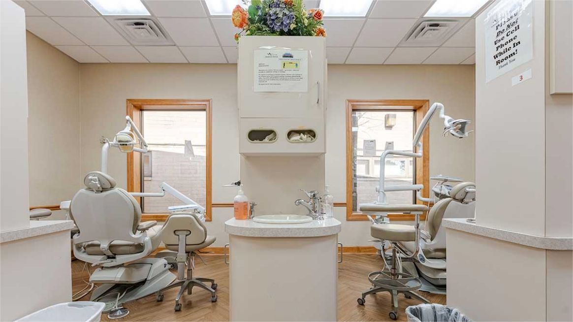 The Dental Clinic-Kedzie