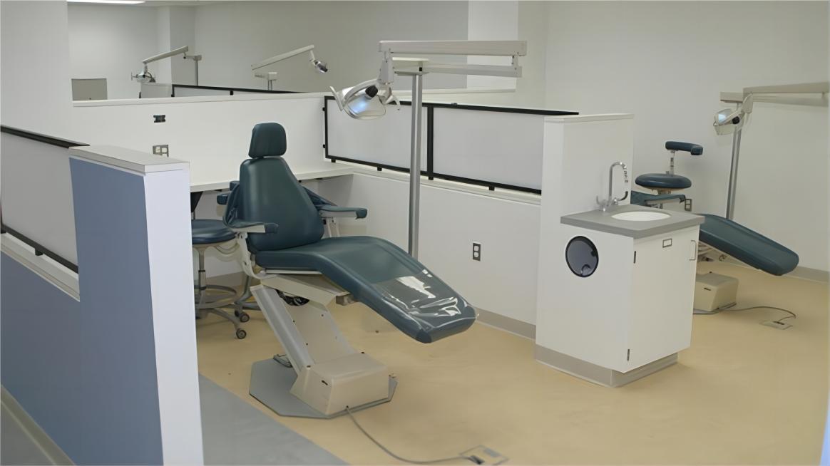 University of Detroit Mercy School of Dentistry Dental Clinic